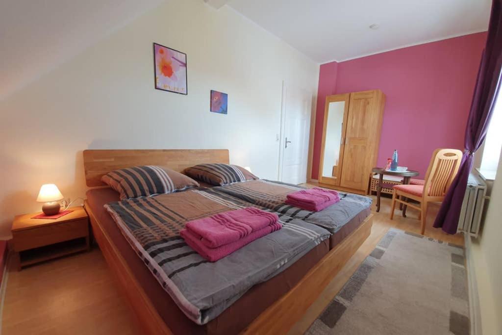 Ferienwohnung AktriwO zentral im Herzen Bückeburgs Exterior foto